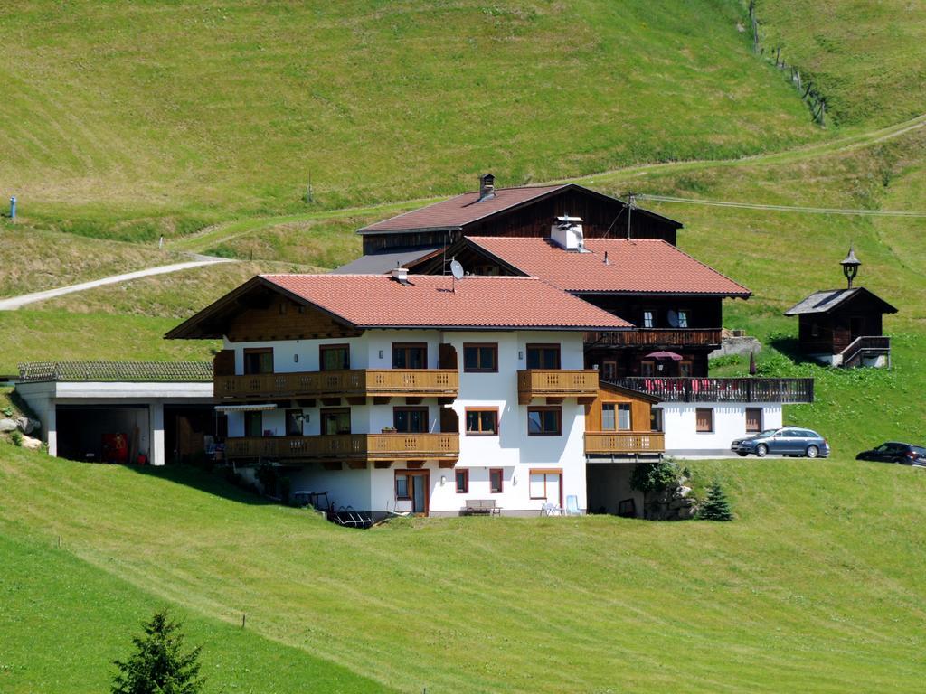 Ferienhaus Martlerhof Тукс Стая снимка